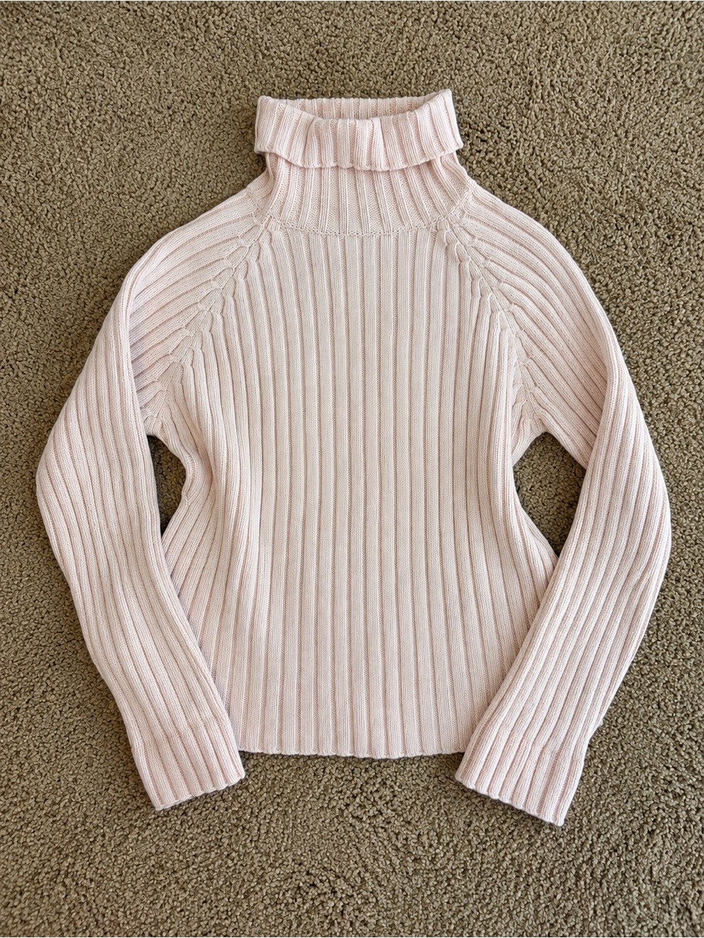 GAP Blush Pink Ribbed Turtleneck Sweater – Size M
